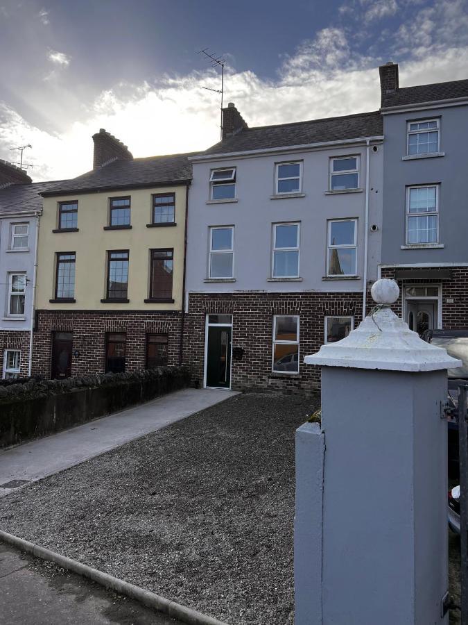 Westland Suites - Stylish, Modern, Elegant, Central Apartments A Londonderry Eksteriør bilde