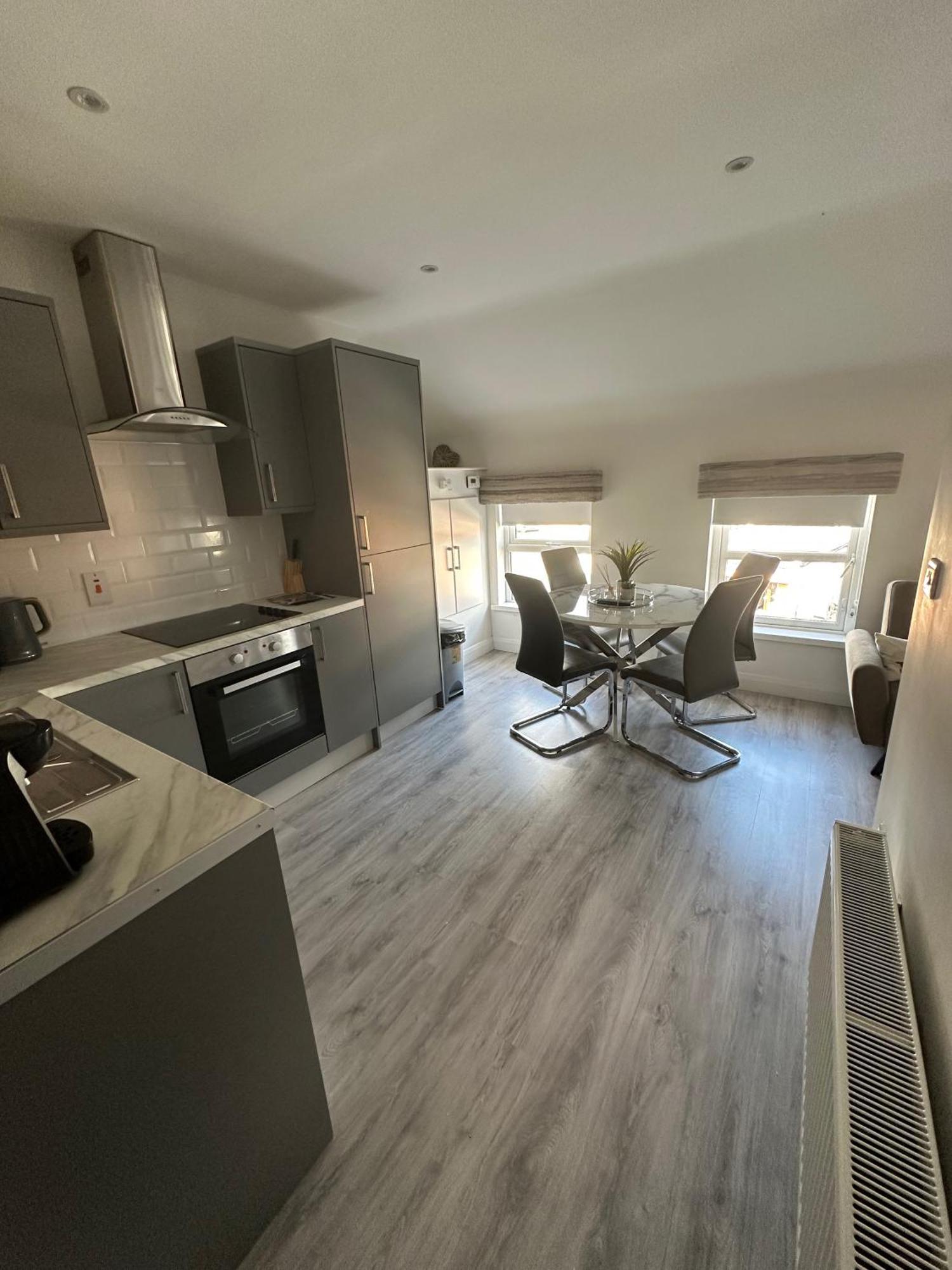 Westland Suites - Stylish, Modern, Elegant, Central Apartments A Londonderry Eksteriør bilde